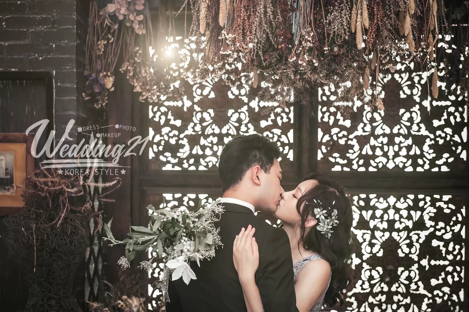 芳宜-婚紗攝影照手工婚紗禮服出租婚紗攝影照-婚紗攝影照-桃園婚紗攝影照W21禮服出租婚紗包套桃園推薦婚紗店新娘秘書新秘新密閨蜜寫真照全家福照桃園韓國韓式婚紗桃園CP值高的婚紗桃園自助婚紗美式婚紗雜誌婚紗電影婚紗4-宜-婚紗攝影照(5號攝影師)