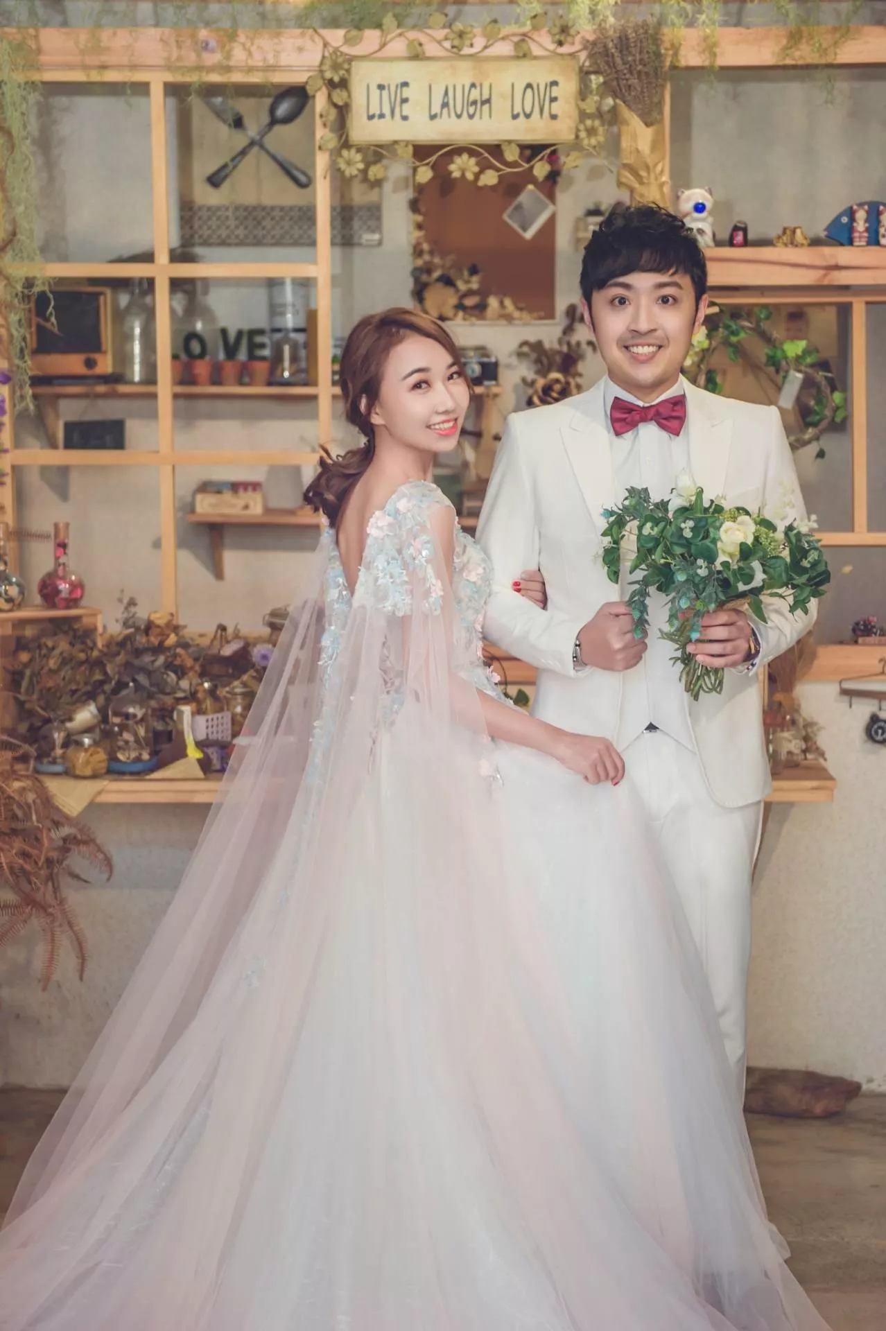 以婷-婚紗攝影照手工婚紗禮服出租婚紗攝影照-婚紗攝影照-桃園婚紗攝影照W21禮服出租婚紗包套桃園推薦婚紗店新娘秘書新秘新密閨蜜寫真照全家福照桃園韓國韓式婚紗桃園CP值高的婚紗桃園自助婚紗美式婚紗雜誌婚紗電影婚紗2-婷-婚紗攝影照(5號攝影師)