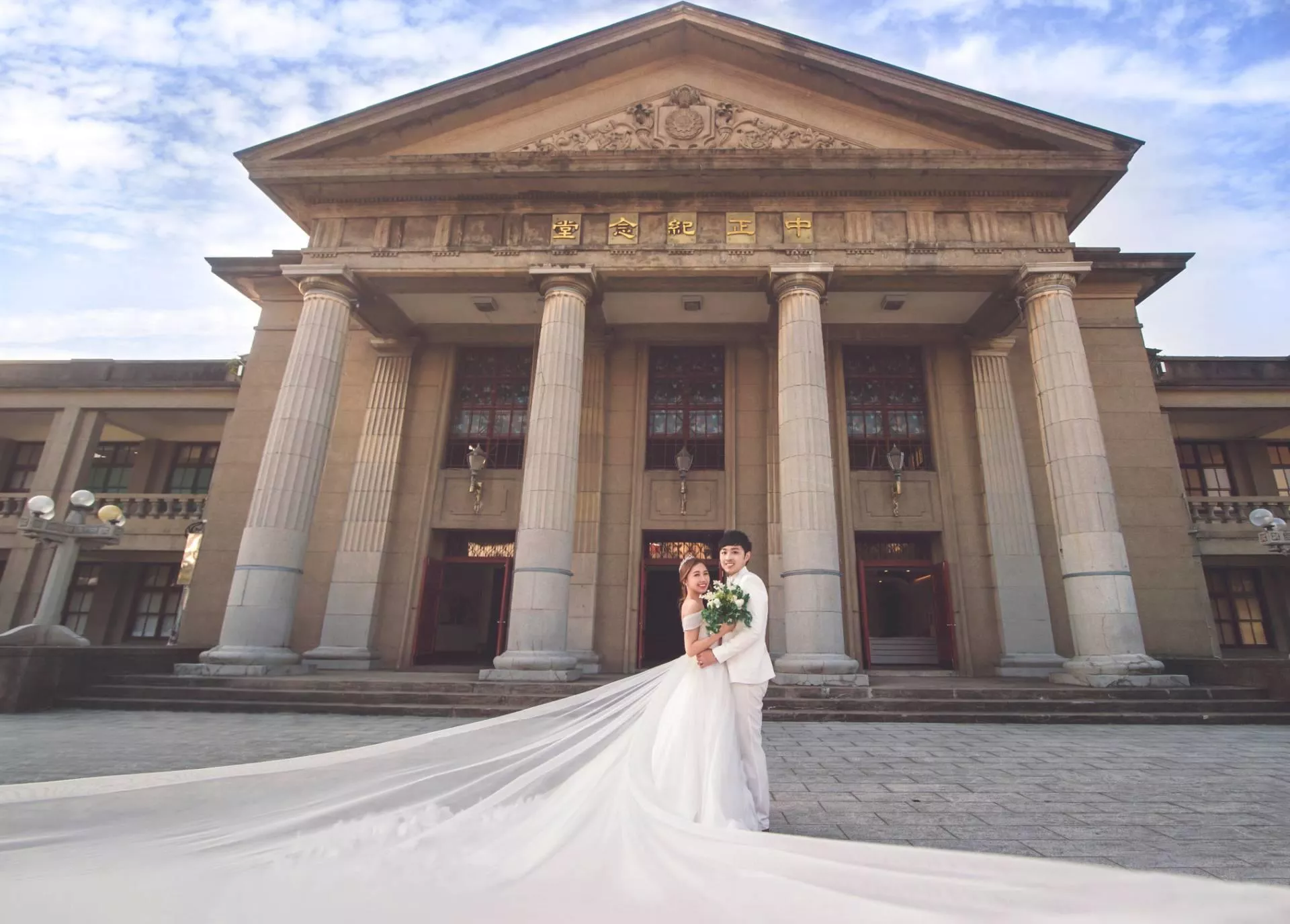以婷-婚紗攝影照手工婚紗禮服出租婚紗攝影照-婚紗攝影照-桃園婚紗攝影照W21禮服出租婚紗包套桃園推薦婚紗店新娘秘書新秘新密閨蜜寫真照全家福照桃園韓國韓式婚紗桃園CP值高的婚紗桃園自助婚紗美式婚紗雜誌婚紗電影婚紗25-婷-婚紗攝影照(5號攝影師)