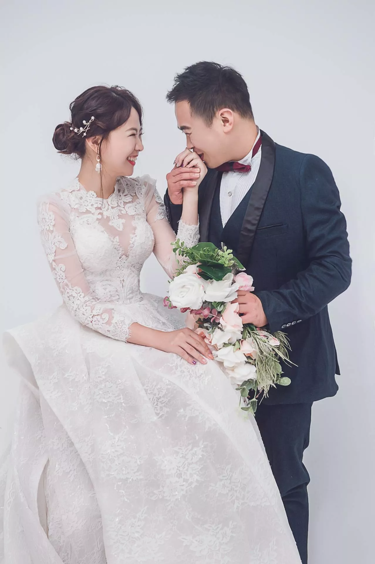 芳儀-婚紗攝影照-婚紗攝影照手工婚紗禮服出租婚紗攝影照-婚紗攝影照-桃園婚紗攝影照W21禮服出租婚紗包套桃園推薦婚紗店新娘秘書新秘新密閨蜜寫真照全家福照桃園韓國韓式婚紗桃園CP值高的婚紗桃園自助婚紗美式婚紗雜誌婚紗電影婚紗20-儀-婚紗攝影照(5號攝影師)