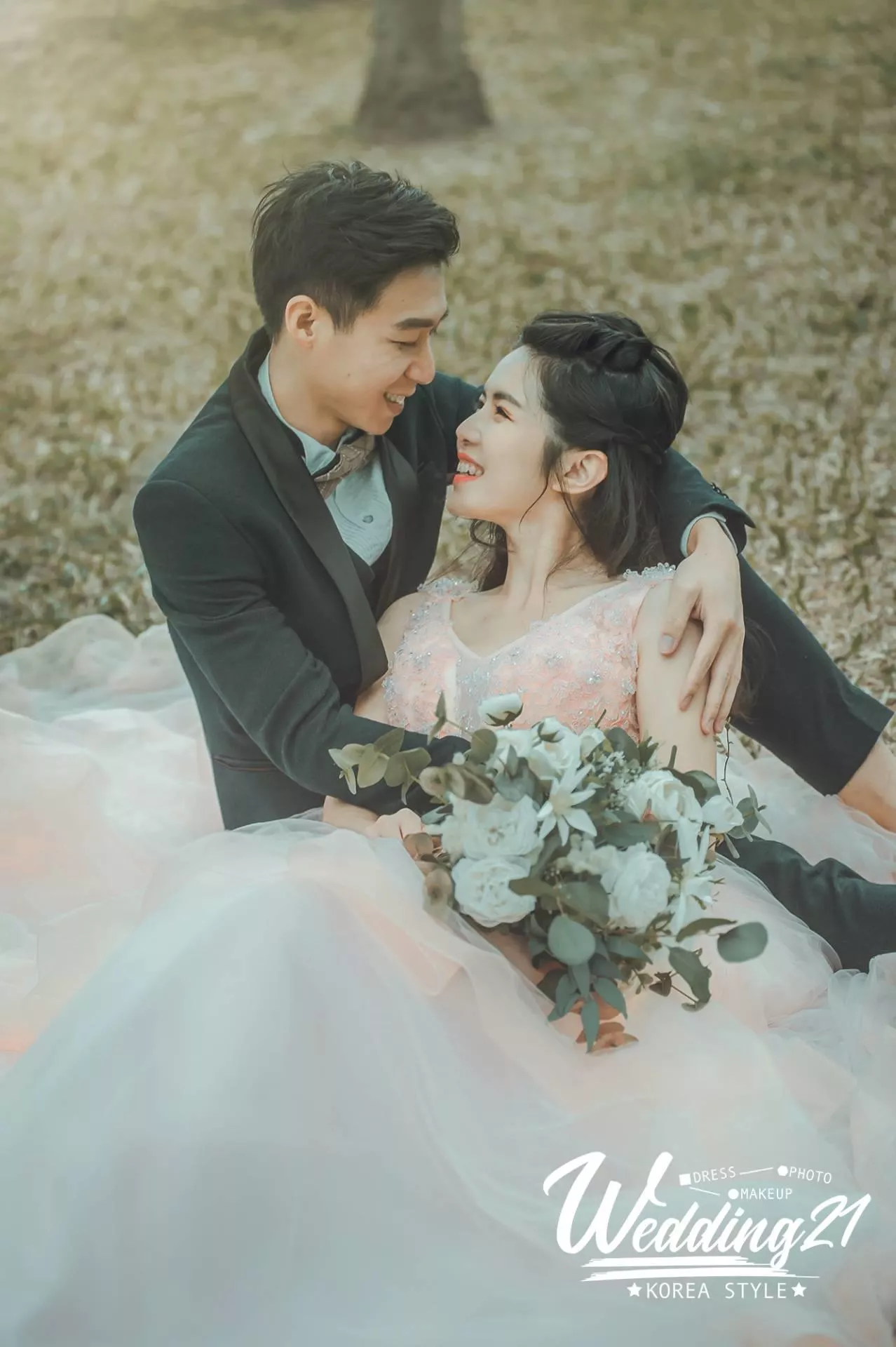 前琰--婚紗攝影照-婚紗攝影照手工婚紗禮服出租婚紗攝影照-婚紗攝影照-桃園婚紗攝影照W21禮服出租婚紗包套桃園推薦婚紗店新娘秘書新秘新密閨蜜寫真照全家福照桃園韓國韓式婚紗桃園CP值高的婚紗桃園自助婚紗美式婚紗雜誌婚紗電影婚紗20-琰-婚紗攝影照(5號攝影師)