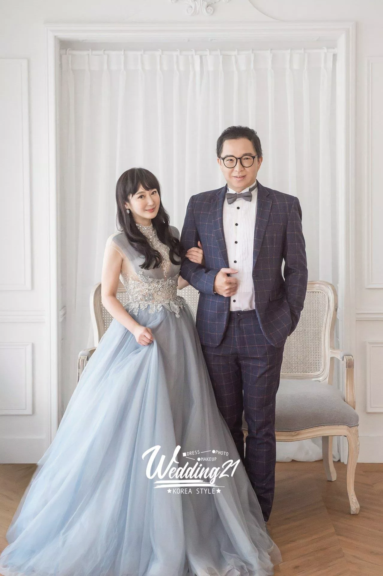 陳立芹鄧廣福幸福電台wedding21韓式婚紗-C-婚紗攝影照-婚紗攝影照手工婚紗禮服出租短髮新娘婚紗攝影照-婚紗攝影照-桃園婚紗攝影照W21禮服出租婚紗包套桃園推薦婚紗店新娘秘書新秘新密閨蜜寫真照全家福照桃園韓國韓式婚紗桃園CP值高的婚紗桃園自助婚紗美式婚紗雜誌婚紗電影婚紗3-陳立芹鄧廣福幸福電台-全家福照(5號攝影師)