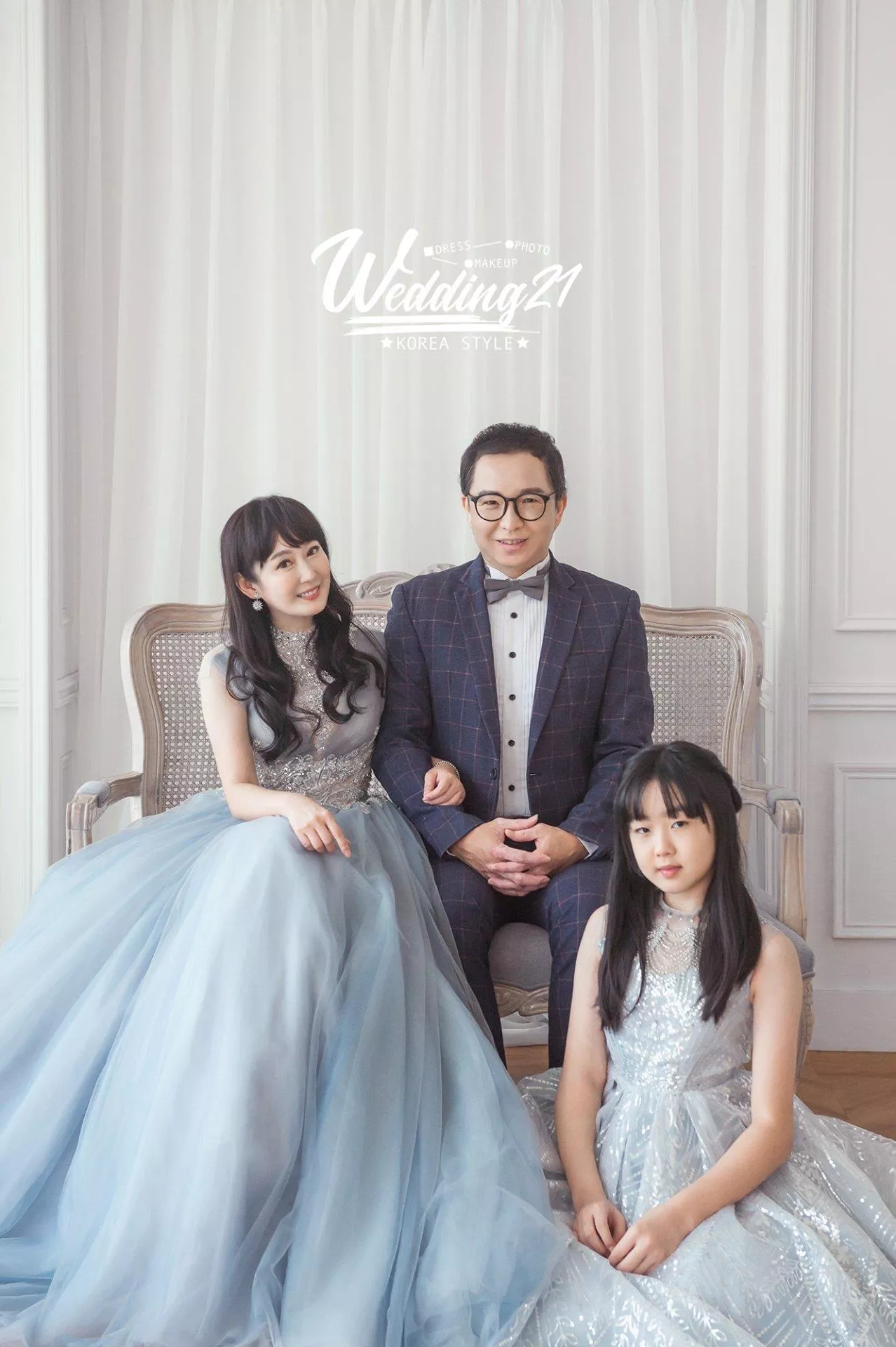 陳立芹鄧廣福幸福電台wedding21韓式婚紗-C-婚紗攝影照-婚紗攝影照手工婚紗禮服出租短髮新娘婚紗攝影照-婚紗攝影照-桃園婚紗攝影照W21禮服出租婚紗包套桃園推薦婚紗店新娘秘書新秘新密閨蜜寫真照全家福照桃園韓國韓式婚紗桃園CP值高的婚紗桃園自助婚紗美式婚紗雜誌婚紗電影婚紗6-陳立芹鄧廣福幸福電台-全家福照(5號攝影師)