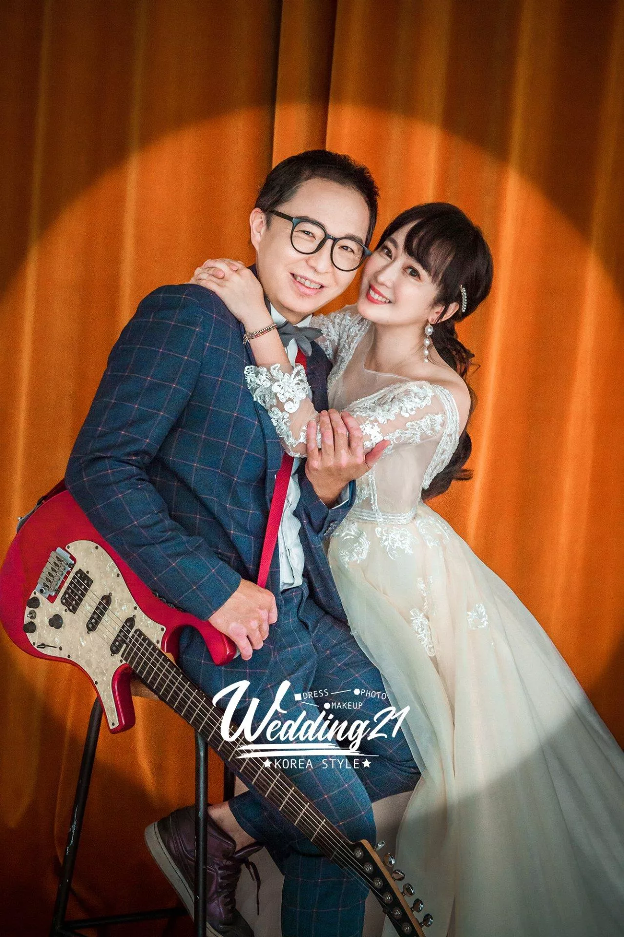 陳立芹鄧廣福幸福電台wedding21韓式婚紗-C-婚紗攝影照-婚紗攝影照手工婚紗禮服出租短髮新娘婚紗攝影照-婚紗攝影照-桃園婚紗攝影照W21禮服出租婚紗包套桃園推薦婚紗店新娘秘書新秘新密閨蜜寫真照全家福照桃園韓國韓式婚紗桃園CP值高的婚紗桃園自助婚紗美式婚紗雜誌婚紗電影婚紗19-陳立芹鄧廣福幸福電台-全家福照(5號攝影師)