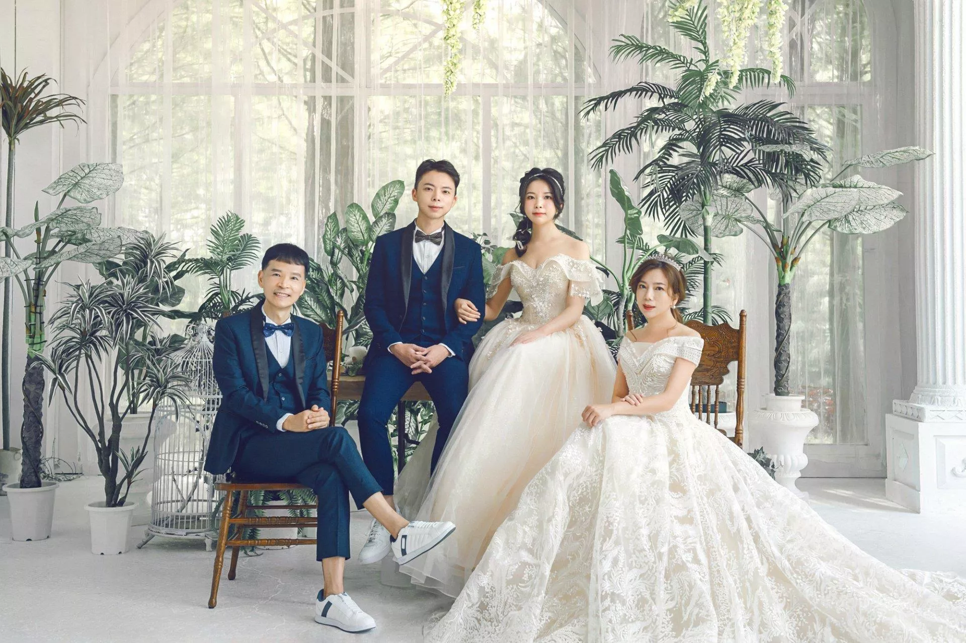 慧雯-婚紗攝影照-桃園婚紗攝影照W21禮服出租婚紗包套桃園推薦婚紗店新娘秘書新秘新密閨蜜寫真照全家福照桃園韓國韓式婚紗桃園CP值高的婚紗桃園自助婚紗美式婚紗雜誌婚紗電影婚紗1-雯-全家福照(5號攝影師)