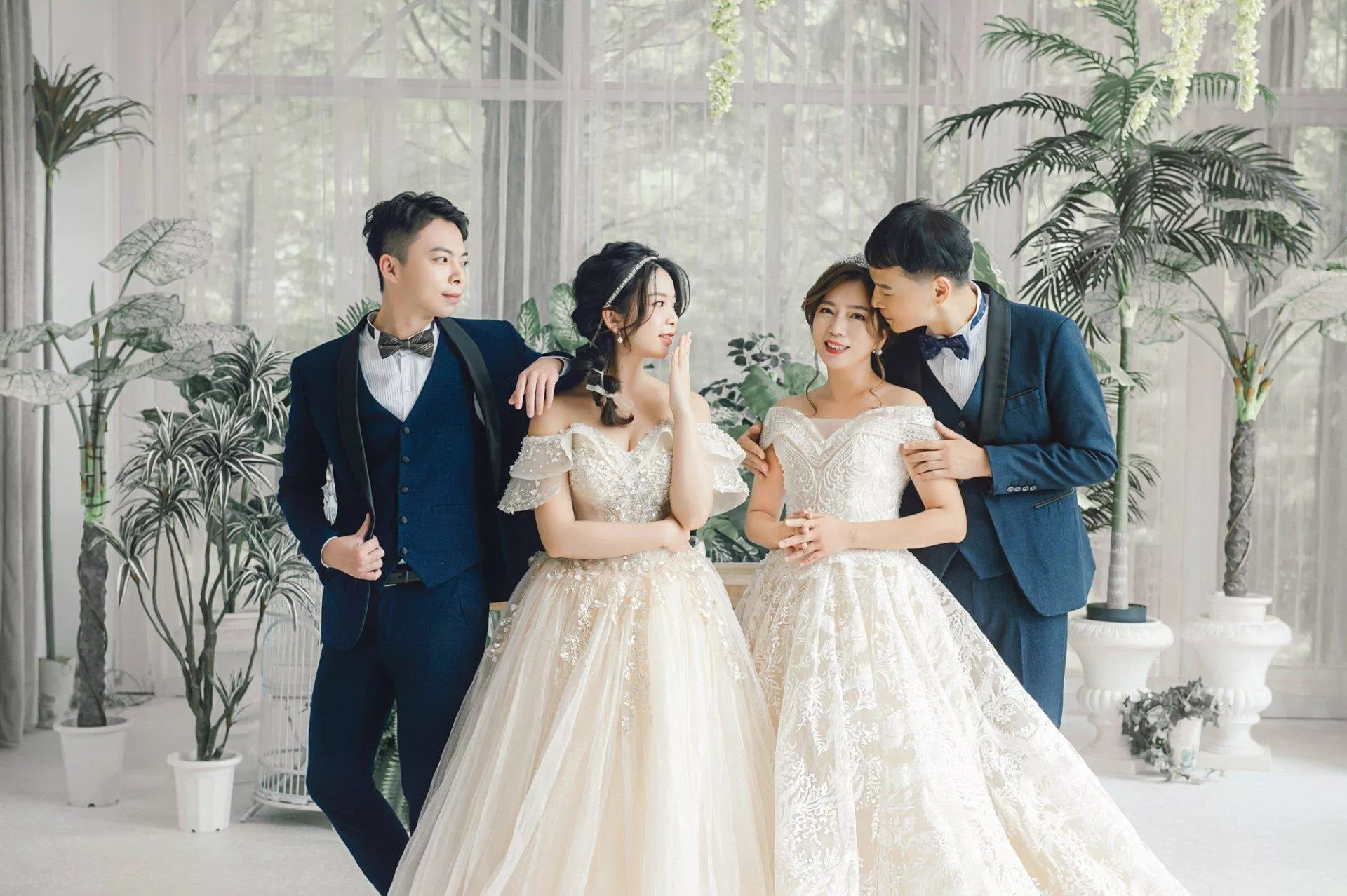 慧雯-婚紗攝影照-桃園婚紗攝影照W21禮服出租婚紗包套桃園推薦婚紗店新娘秘書新秘新密閨蜜寫真照全家福照桃園韓國韓式婚紗桃園CP值高的婚紗桃園自助婚紗美式婚紗雜誌婚紗電影婚紗5-雯-全家福照(5號攝影師)