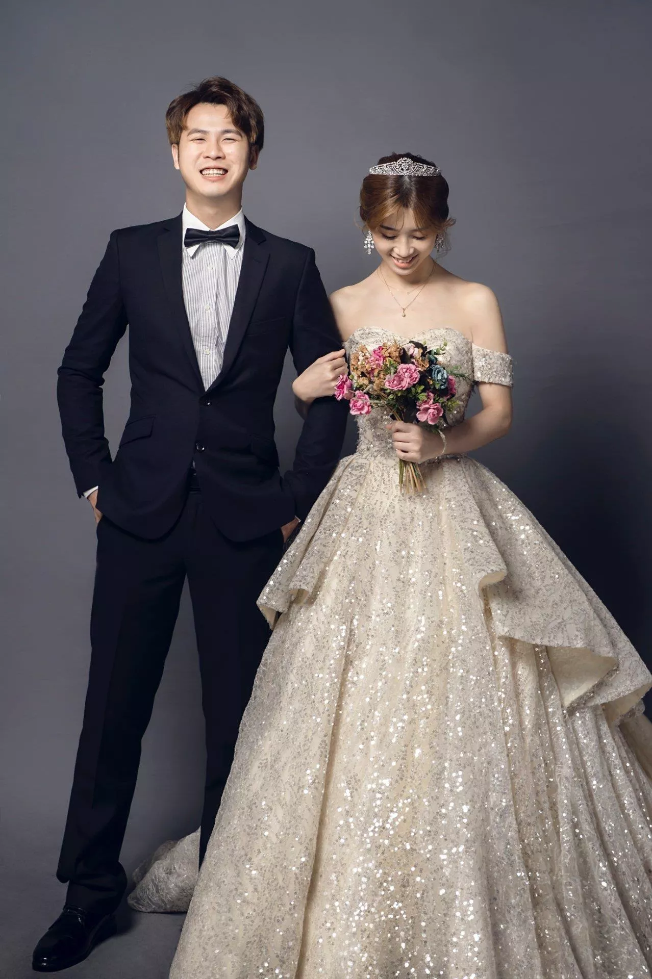 欣碩＆岱樺-婚紗攝影照-婚紗攝影照手工婚紗禮服出租婚紗攝影照-婚紗攝影照-桃園婚紗攝影照W21禮服出租婚紗包套桃園推薦婚紗店新娘秘書新秘新密閨蜜寫真照全家福照桃園韓國韓式婚紗桃園CP值高的婚紗桃園自助婚紗美式婚紗雜誌婚紗電影婚紗9-樺-婚紗攝影照(1號攝影師)