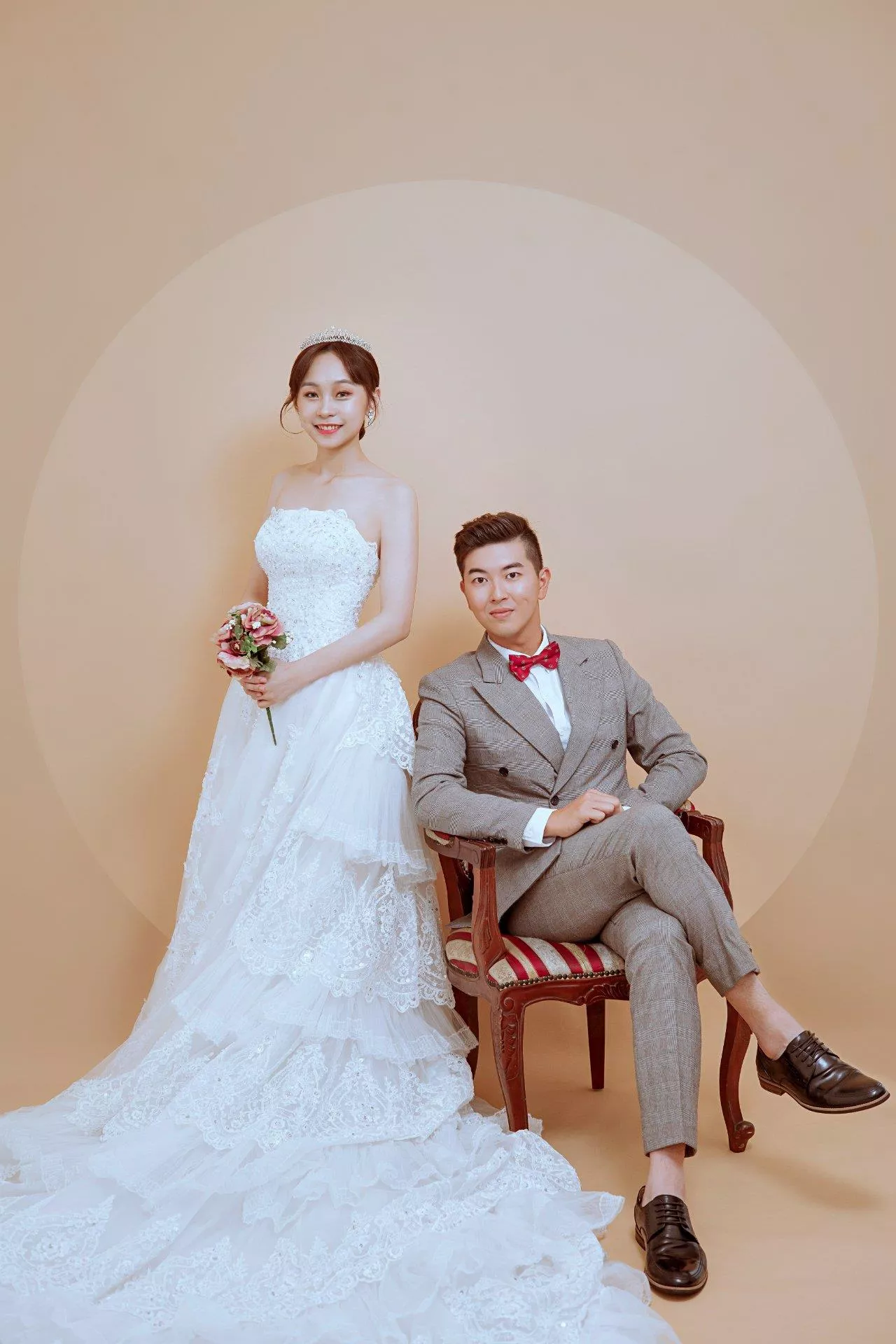 冠緯＆語婕-婚紗攝影照-婚紗攝影照手工婚紗禮服出租婚紗攝影照-婚紗攝影照-桃園婚紗攝影照W21禮服出租婚紗包套桃園推薦婚紗店新娘秘書新秘新密閨蜜寫真照全家福照桃園韓國韓式婚紗桃園CP值高的婚紗桃園自助婚紗美式婚紗雜誌婚紗電影婚紗23-婕-婚紗攝影照(2號攝影師)