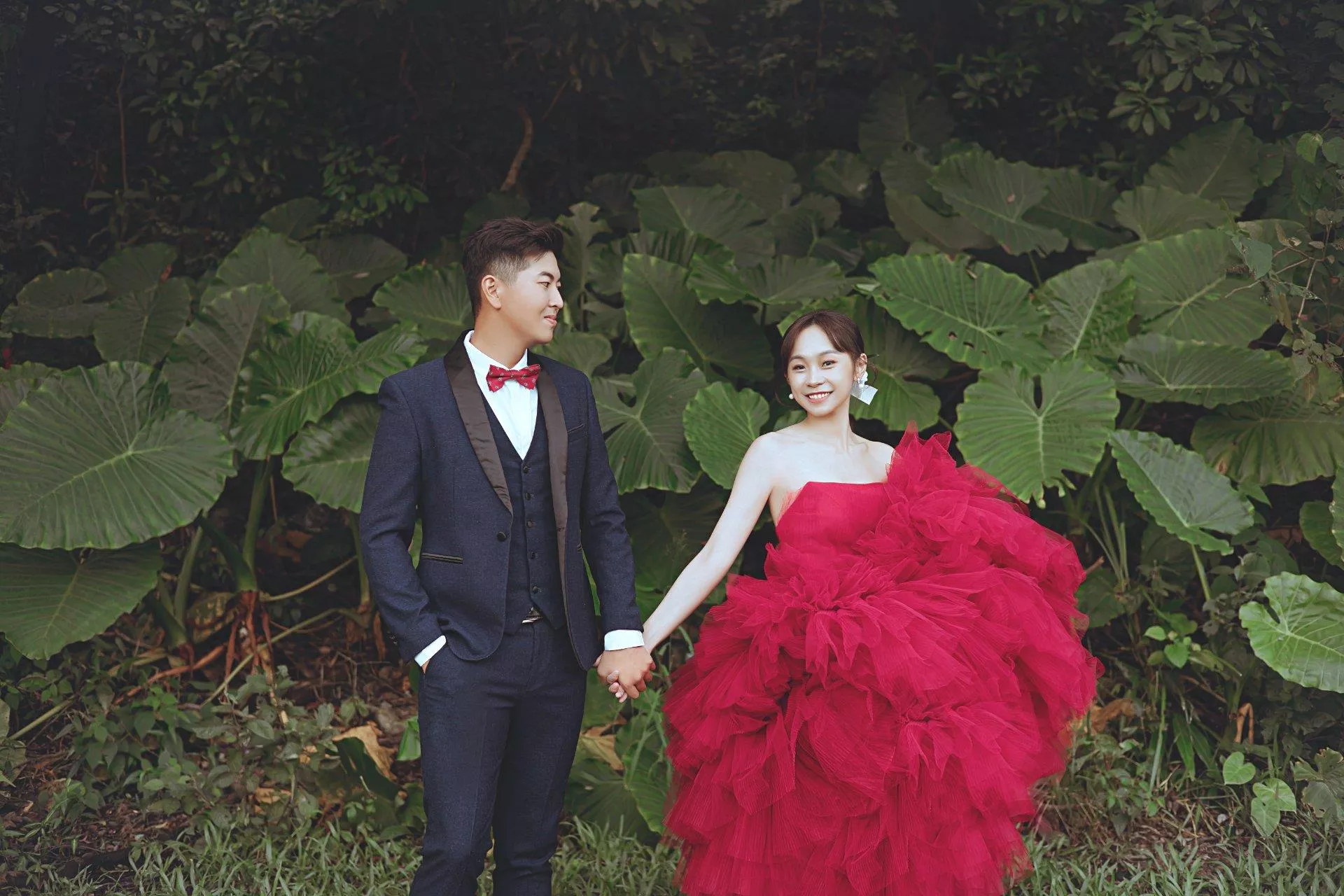 冠緯＆語婕-婚紗攝影照-婚紗攝影照手工婚紗禮服出租婚紗攝影照-婚紗攝影照-桃園婚紗攝影照W21禮服出租婚紗包套桃園推薦婚紗店新娘秘書新秘新密閨蜜寫真照全家福照桃園韓國韓式婚紗桃園CP值高的婚紗桃園自助婚紗美式婚紗雜誌婚紗電影婚紗25-婕-婚紗攝影照(2號攝影師)