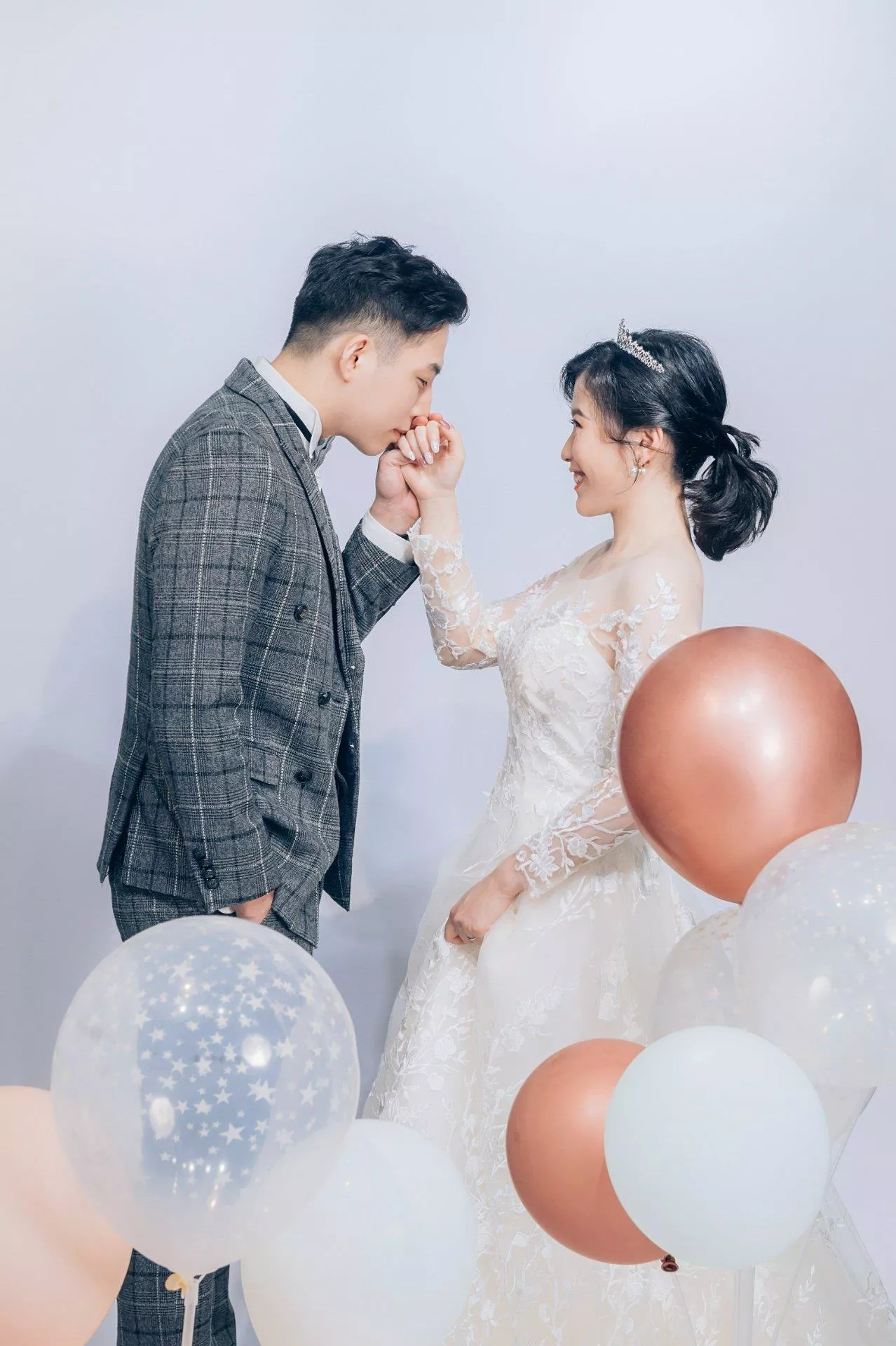 烱銘＆玲芳-婚紗攝影照-婚紗攝影照手工婚紗禮服出租婚紗攝影照-婚紗攝影照-桃園婚紗攝影照W21禮服出租婚紗包套桃園推薦婚紗店新娘秘書新秘新密閨蜜寫真照全家福照桃園韓國韓式婚紗桃園CP值高的婚紗桃園自助婚紗美式婚紗雜誌婚紗電影婚紗4-芳-婚紗攝影照(5號攝影師)