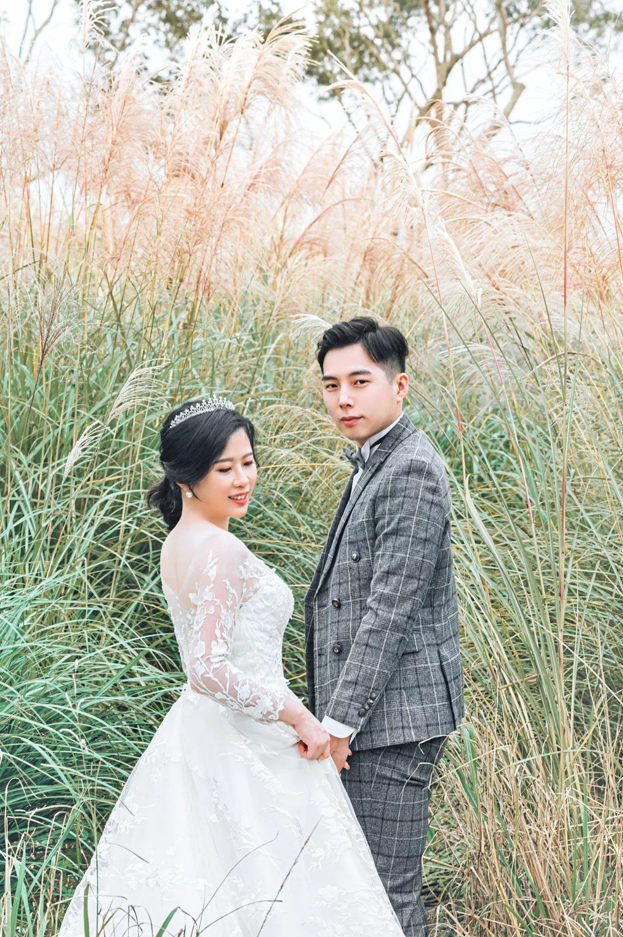 烱銘＆玲芳-婚紗攝影照-婚紗攝影照手工婚紗禮服出租婚紗攝影照-婚紗攝影照-桃園婚紗攝影照W21禮服出租婚紗包套桃園推薦婚紗店新娘秘書新秘新密閨蜜寫真照全家福照桃園韓國韓式婚紗桃園CP值高的婚紗桃園自助婚紗美式婚紗雜誌婚紗電影婚紗6-芳-婚紗攝影照(5號攝影師)