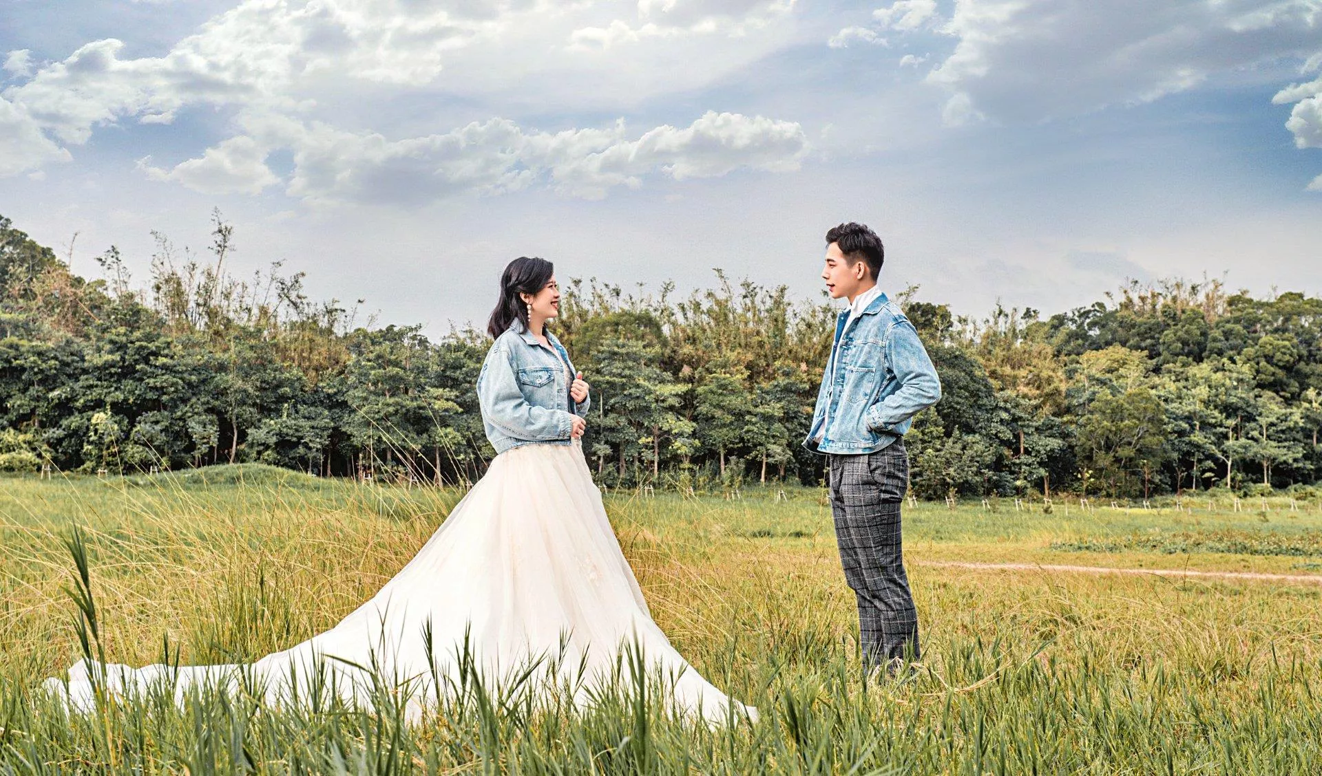 烱銘＆玲芳-婚紗攝影照-婚紗攝影照手工婚紗禮服出租婚紗攝影照-婚紗攝影照-桃園婚紗攝影照W21禮服出租婚紗包套桃園推薦婚紗店新娘秘書新秘新密閨蜜寫真照全家福照桃園韓國韓式婚紗桃園CP值高的婚紗桃園自助婚紗美式婚紗雜誌婚紗電影婚紗15-芳-婚紗攝影照(5號攝影師)