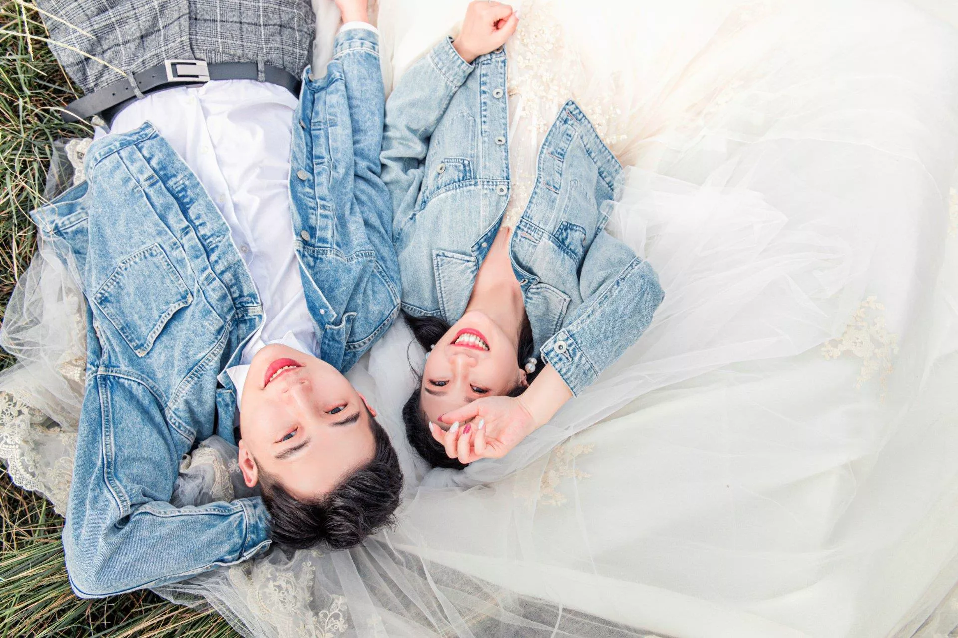 烱銘＆玲芳-婚紗攝影照-婚紗攝影照手工婚紗禮服出租婚紗攝影照-婚紗攝影照-桃園婚紗攝影照W21禮服出租婚紗包套桃園推薦婚紗店新娘秘書新秘新密閨蜜寫真照全家福照桃園韓國韓式婚紗桃園CP值高的婚紗桃園自助婚紗美式婚紗雜誌婚紗電影婚紗21-芳-婚紗攝影照(5號攝影師)
