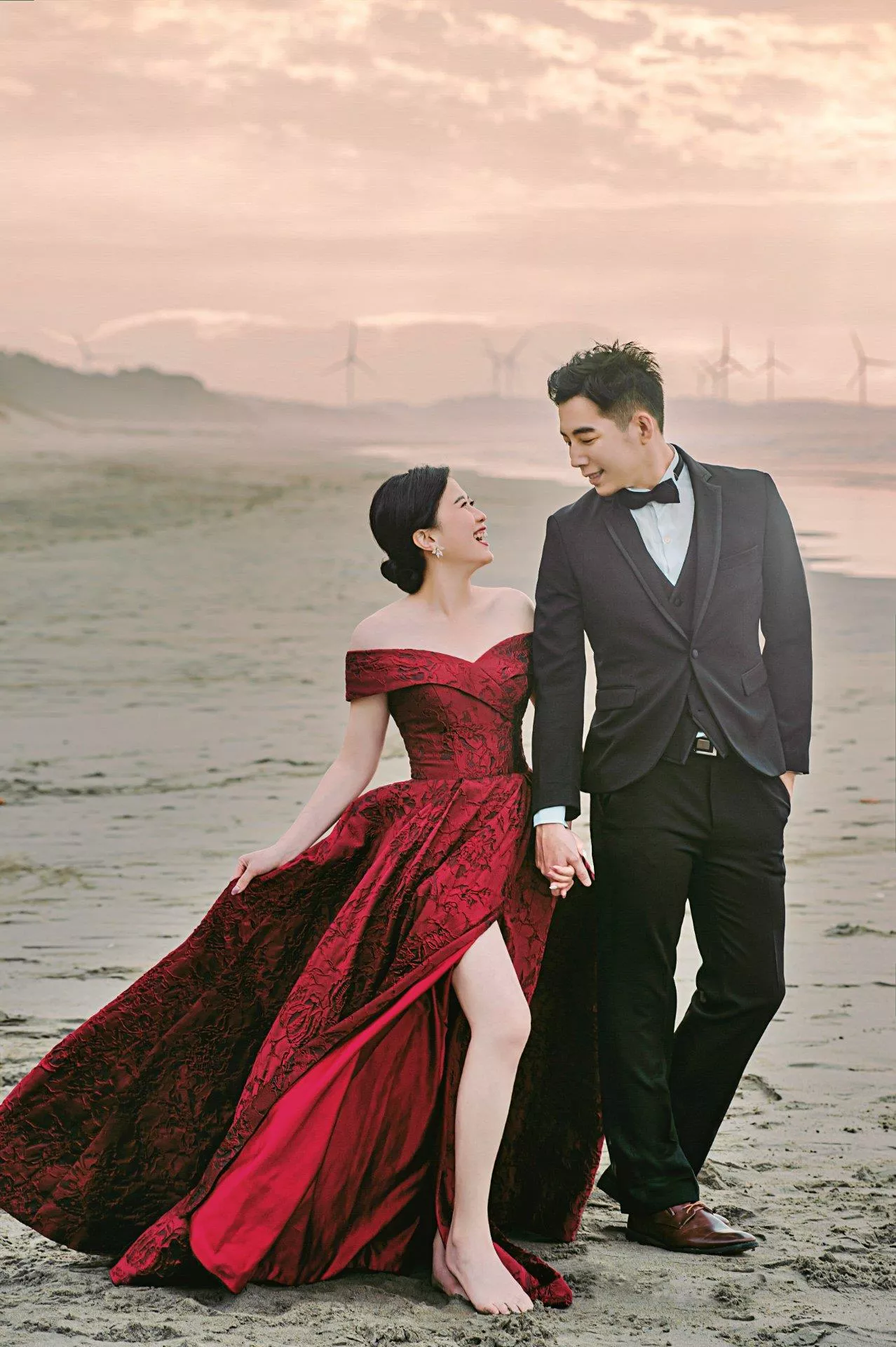 烱銘＆玲芳-婚紗攝影照-婚紗攝影照手工婚紗禮服出租婚紗攝影照-婚紗攝影照-桃園婚紗攝影照W21禮服出租婚紗包套桃園推薦婚紗店新娘秘書新秘新密閨蜜寫真照全家福照桃園韓國韓式婚紗桃園CP值高的婚紗桃園自助婚紗美式婚紗雜誌婚紗電影婚紗23-芳-婚紗攝影照(5號攝影師)