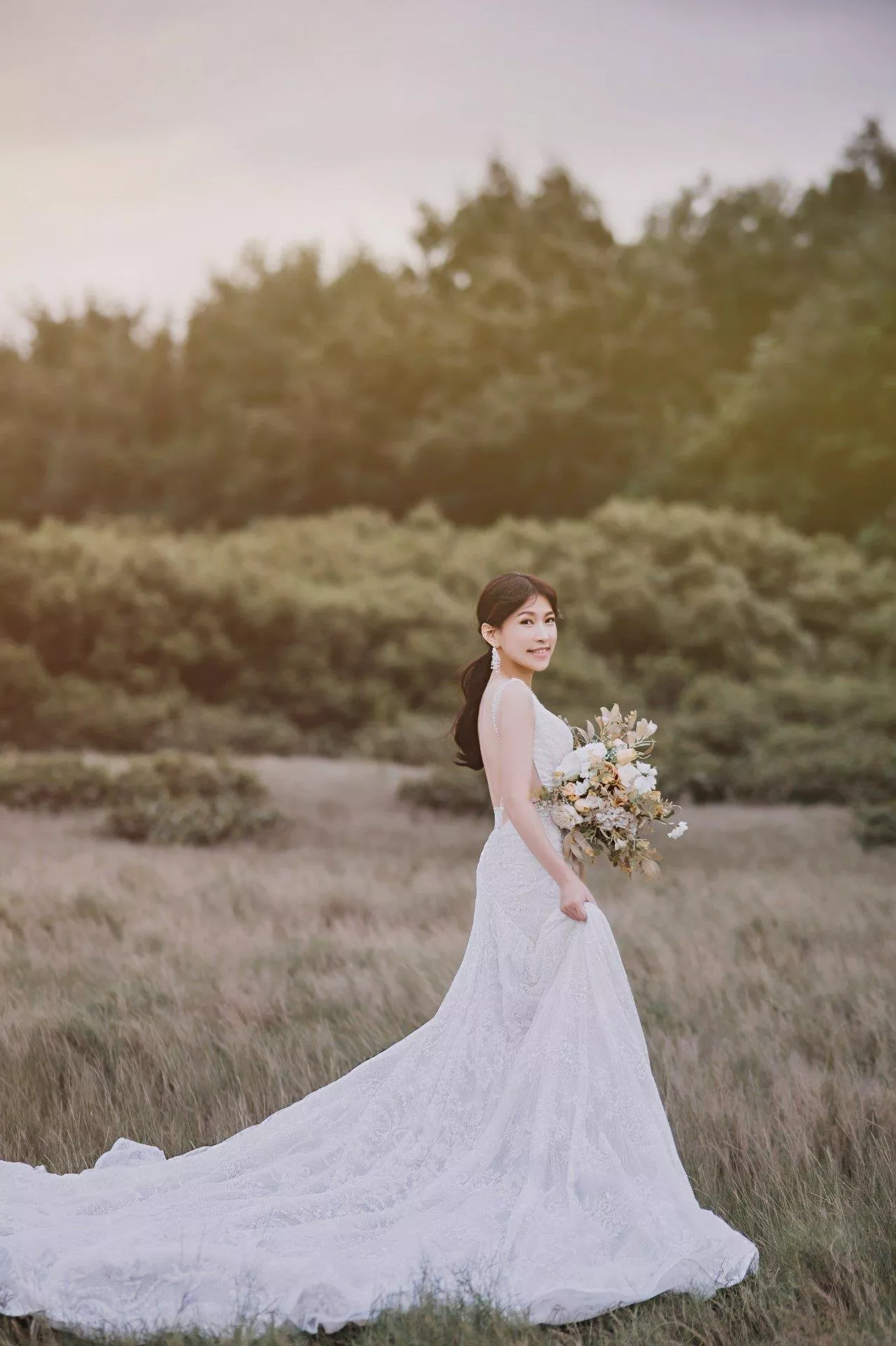懷緯＆以佳-婚紗攝影照-婚紗攝影照手工婚紗禮服出租婚紗攝影照-婚紗攝影照-桃園婚紗攝影照W21禮服出租婚紗包套桃園推薦婚紗店新娘秘書新秘新密閨蜜寫真照全家福照桃園韓國韓式婚紗桃園CP值高的婚紗桃園自助婚紗美式婚紗雜誌婚紗電影婚紗18-佳-婚紗攝影照(8號攝影師)