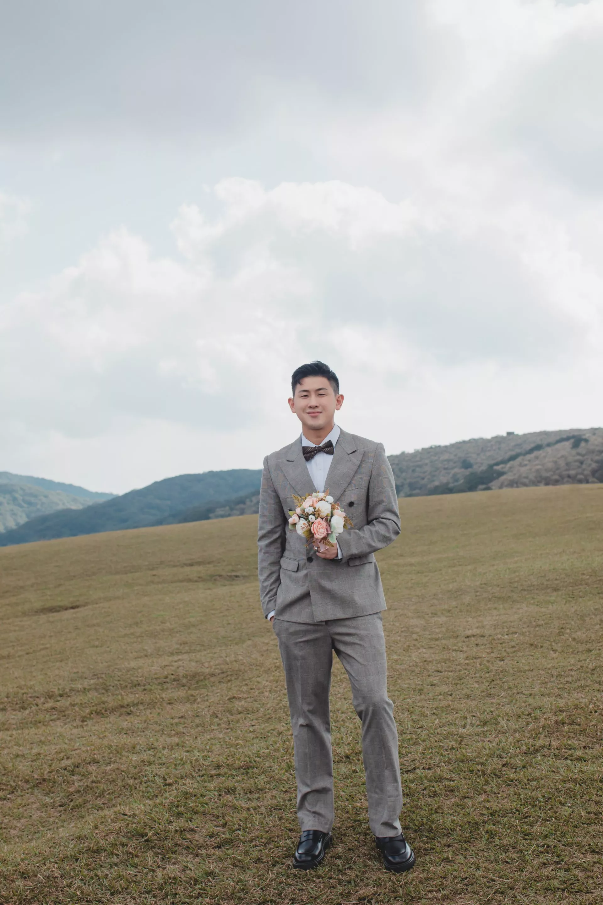 婚紗攝影照-桃園婚紗攝影照W21禮服出租婚紗包套桃園推薦婚紗店新娘秘書新秘新密閨蜜寫真照全家福照桃園韓國韓式婚紗桃園CP值高的婚紗桃園自助婚紗美式婚紗雜誌婚紗電影婚紗6-Ivan-婚紗攝影照(6號攝影師)