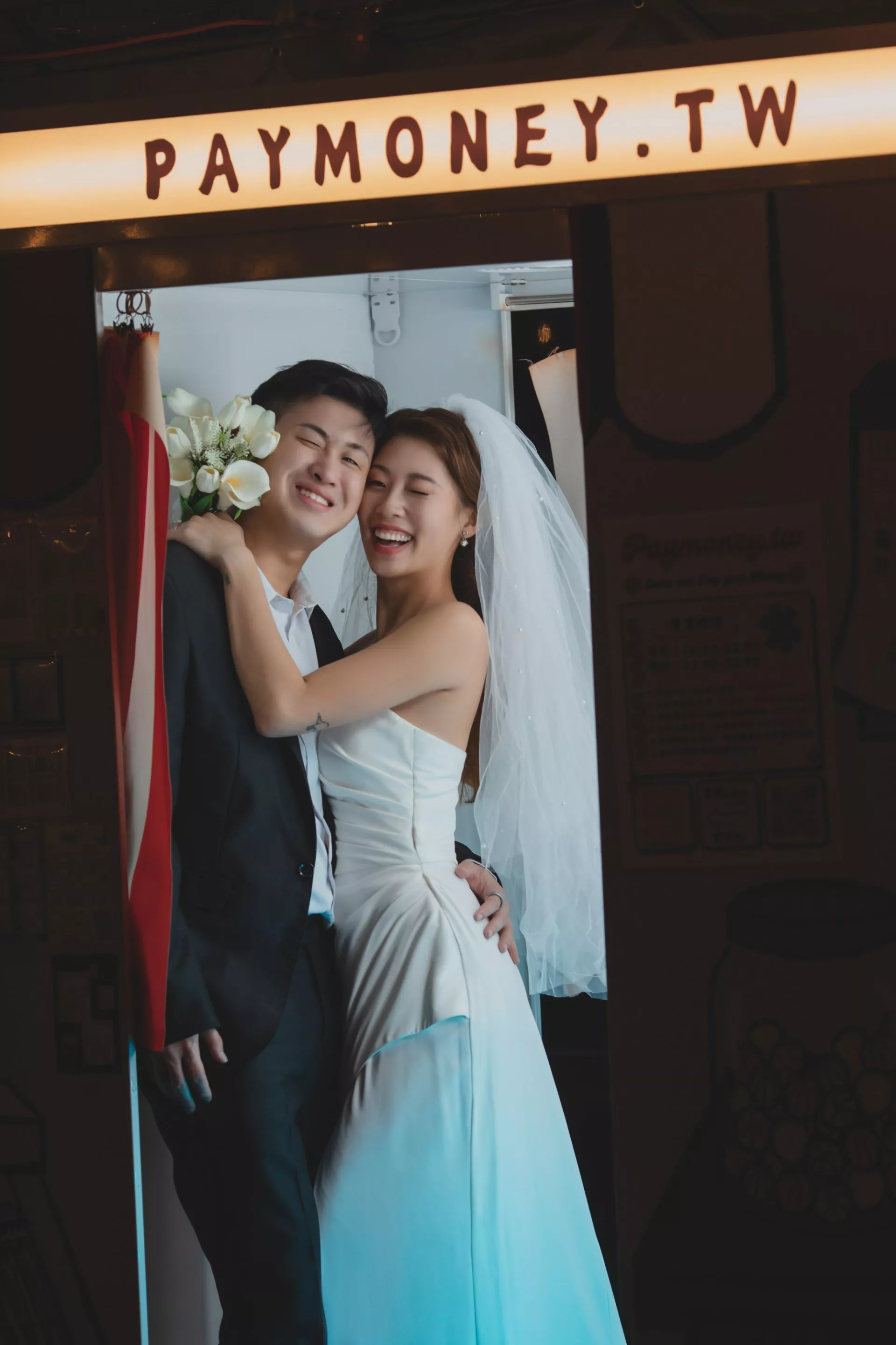 婚紗攝影照-桃園婚紗攝影照W21禮服出租婚紗包套桃園推薦婚紗店新娘秘書新秘新密閨蜜寫真照全家福照桃園韓國韓式婚紗桃園CP值高的婚紗桃園自助婚紗美式婚紗雜誌婚紗電影婚紗30-Ivan-婚紗攝影照(6號攝影師)