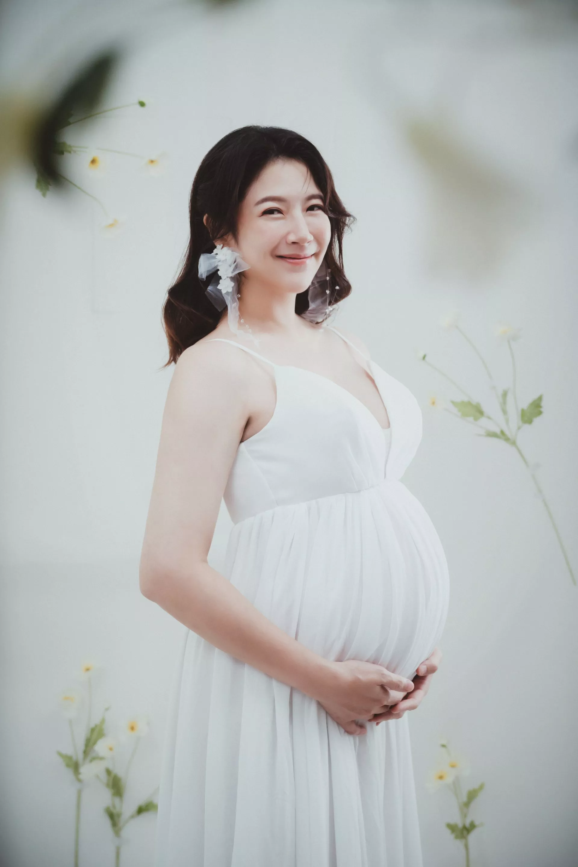 鄭亦真孕婦寫真-3-中天主播鄭亦真-孕婦寫真