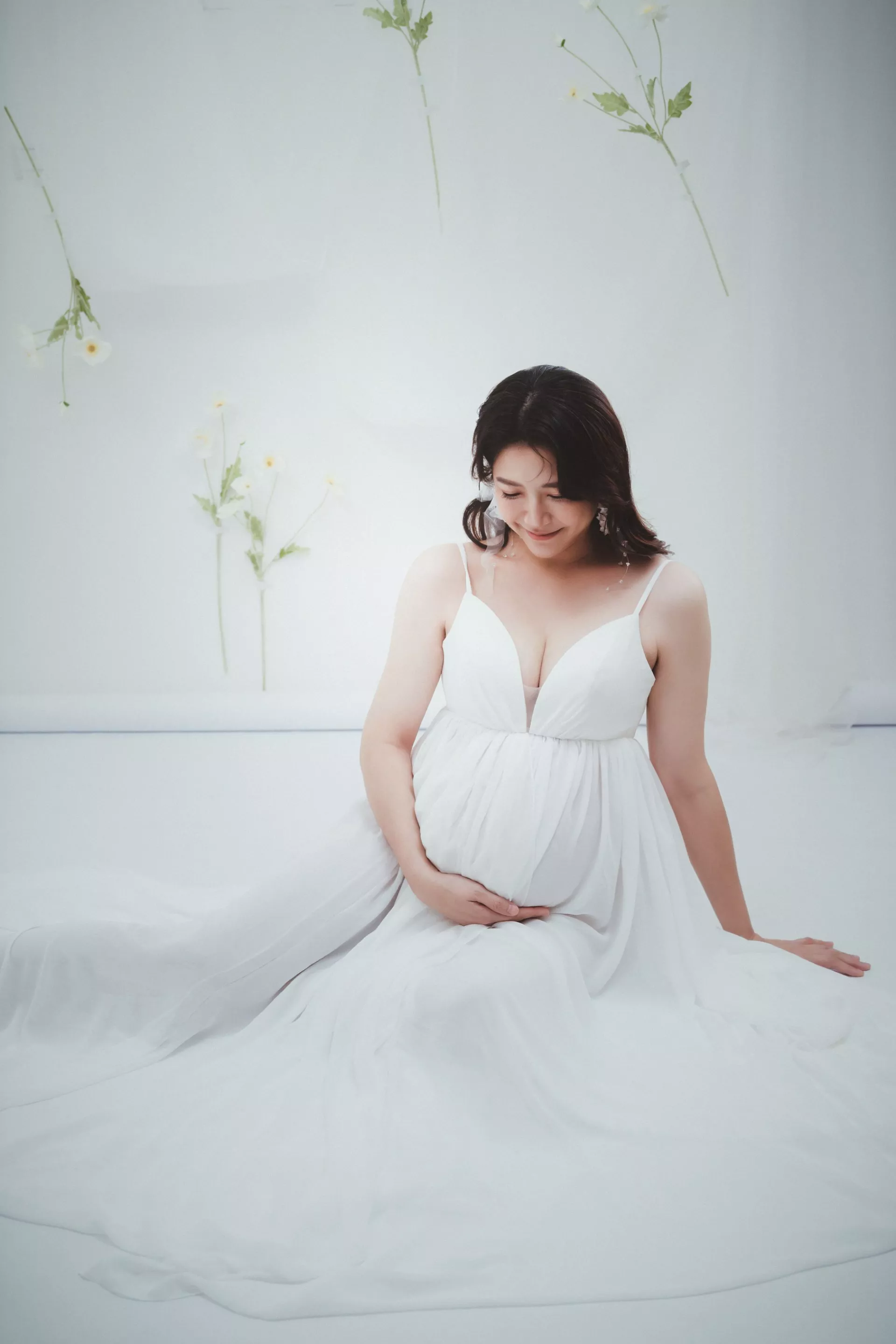 鄭亦真孕婦寫真-5-中天主播鄭亦真-孕婦寫真