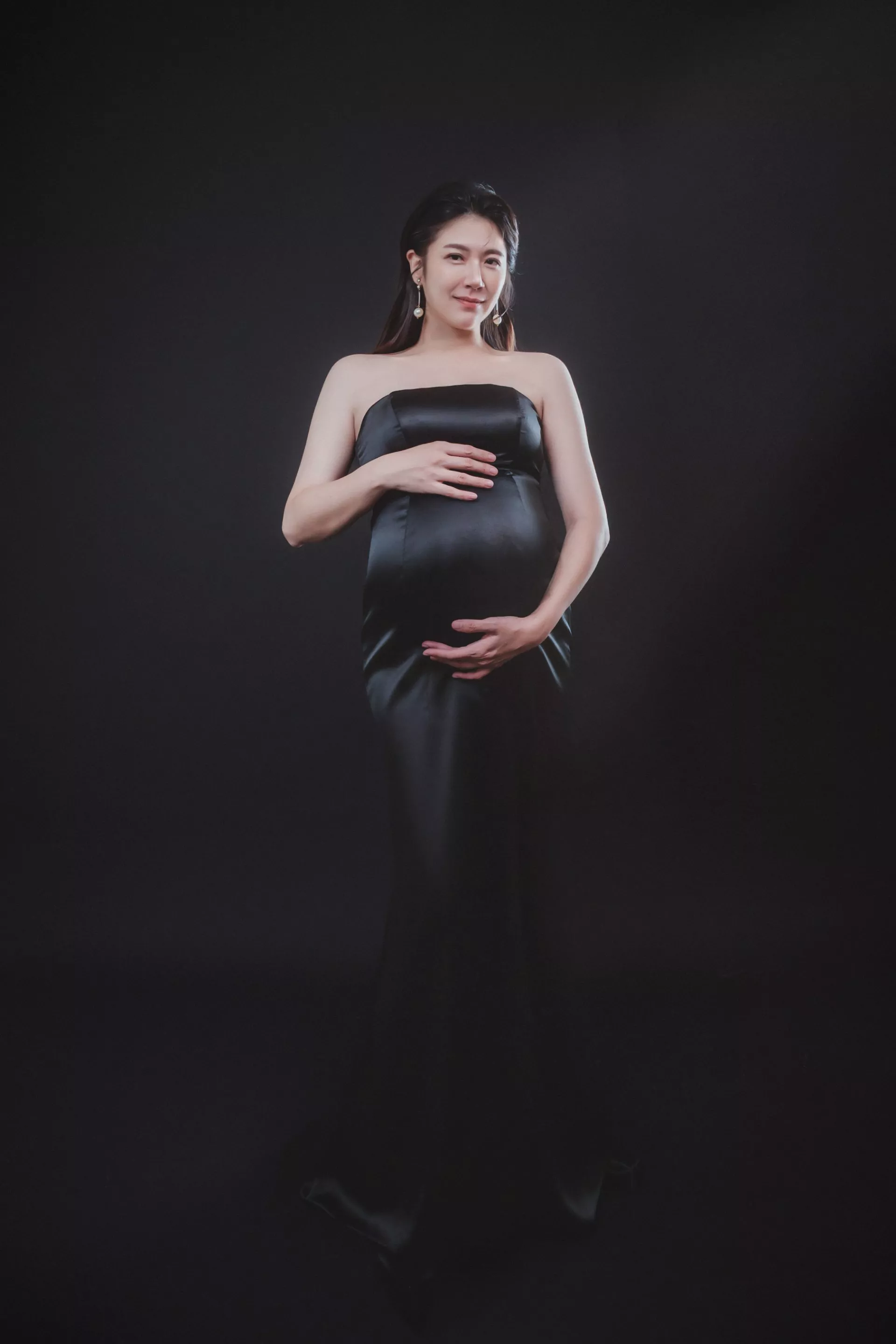 鄭亦真孕婦寫真-32-中天主播鄭亦真-孕婦寫真