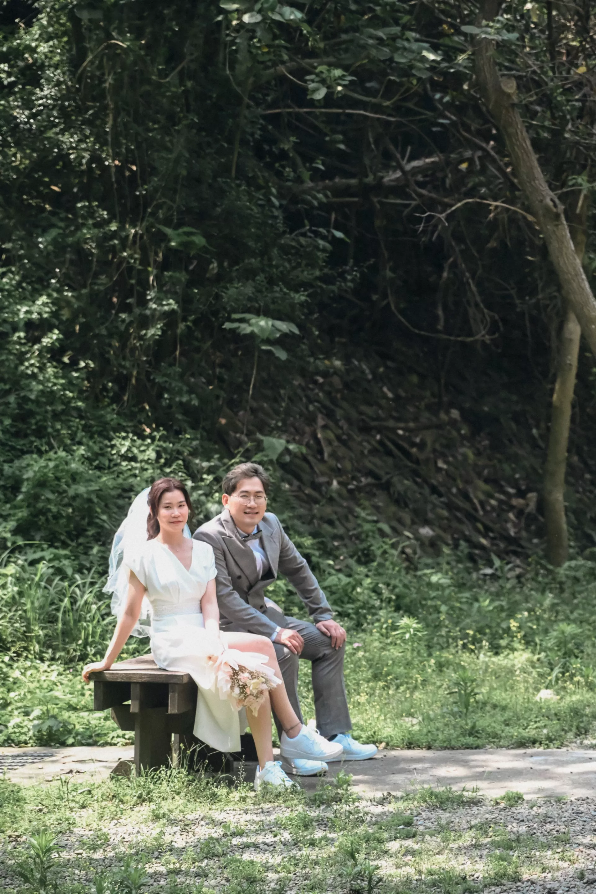 婚紗攝影照-登記婚紗照桃園婚紗攝影照W21禮服出租婚紗包套桃園推薦婚紗店新娘秘書新秘新密閨蜜寫真照全家福照桃園韓國韓式婚紗桃園CP值高的婚紗桃園自助婚紗美式婚紗雜誌婚紗電影婚紗17-侑萱-登記婚紗