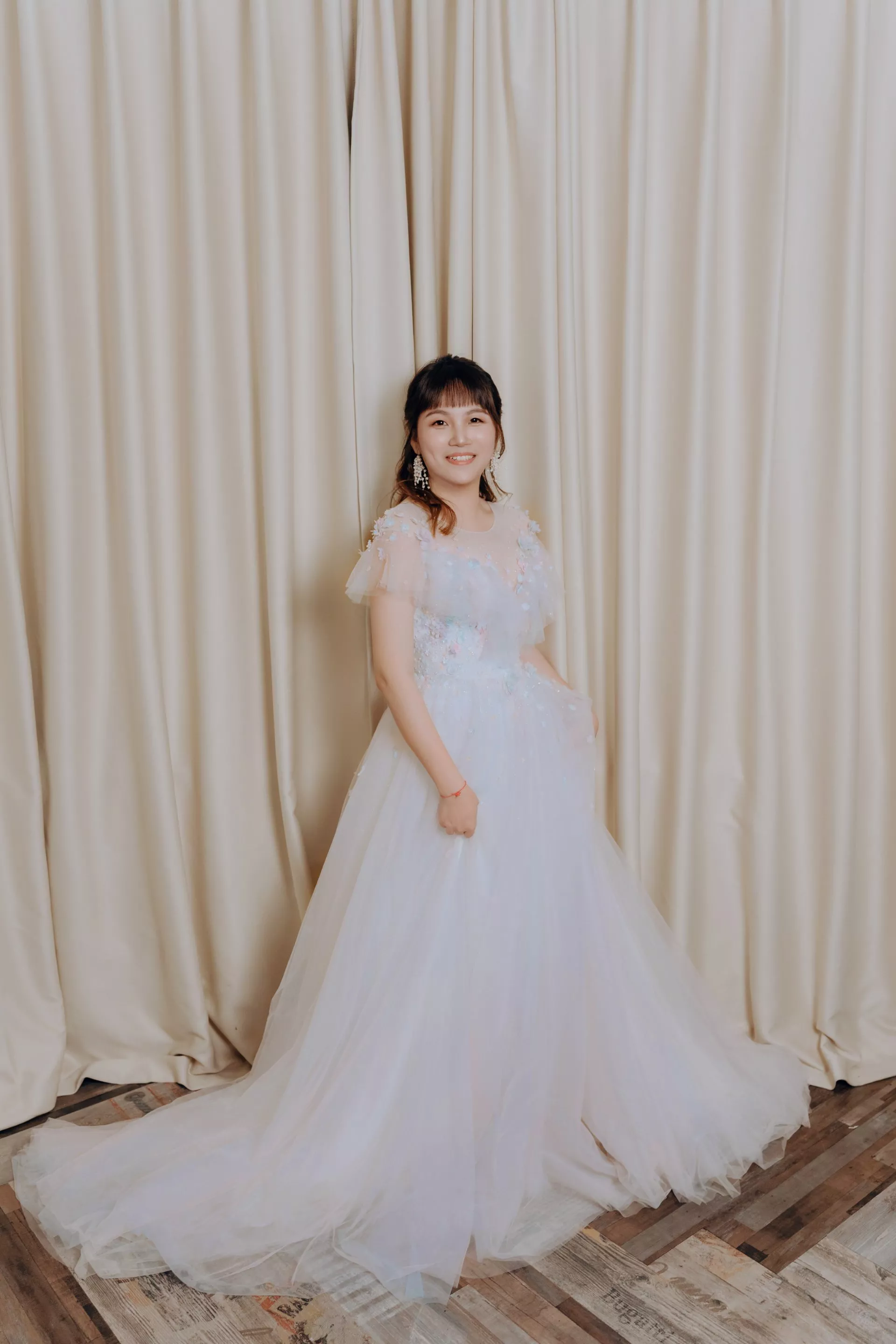 婚紗攝影照a-登記婚紗照桃園婚紗攝影照W21禮服出租婚紗包套桃園推薦婚紗店新娘秘書新秘新密閨蜜寫真照全家福照桃園韓國韓式婚紗桃園CP值高的婚紗桃園自助婚紗美式婚紗雜誌婚紗電影婚紗1-思穎-全家福攝影照(8號攝影師)