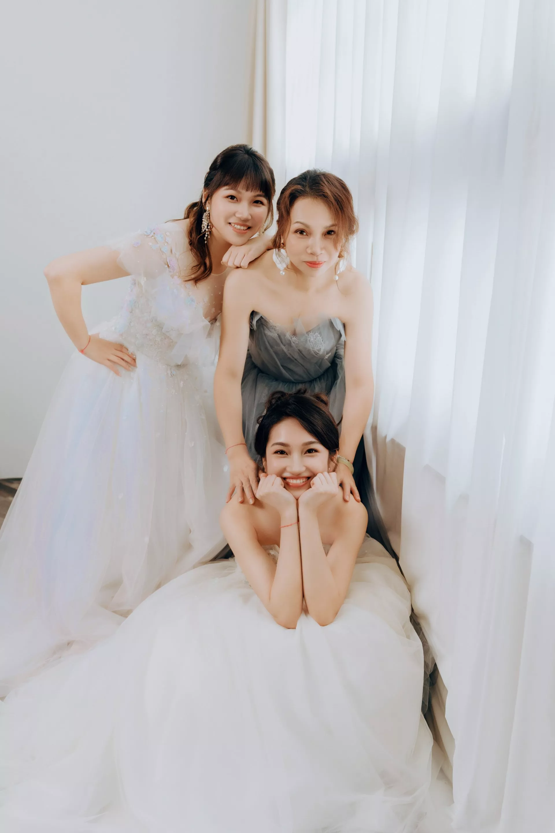 婚紗攝影照a-登記婚紗照桃園婚紗攝影照W21禮服出租婚紗包套桃園推薦婚紗店新娘秘書新秘新密閨蜜寫真照全家福照桃園韓國韓式婚紗桃園CP值高的婚紗桃園自助婚紗美式婚紗雜誌婚紗電影婚紗7-思穎-全家福攝影照(8號攝影師)