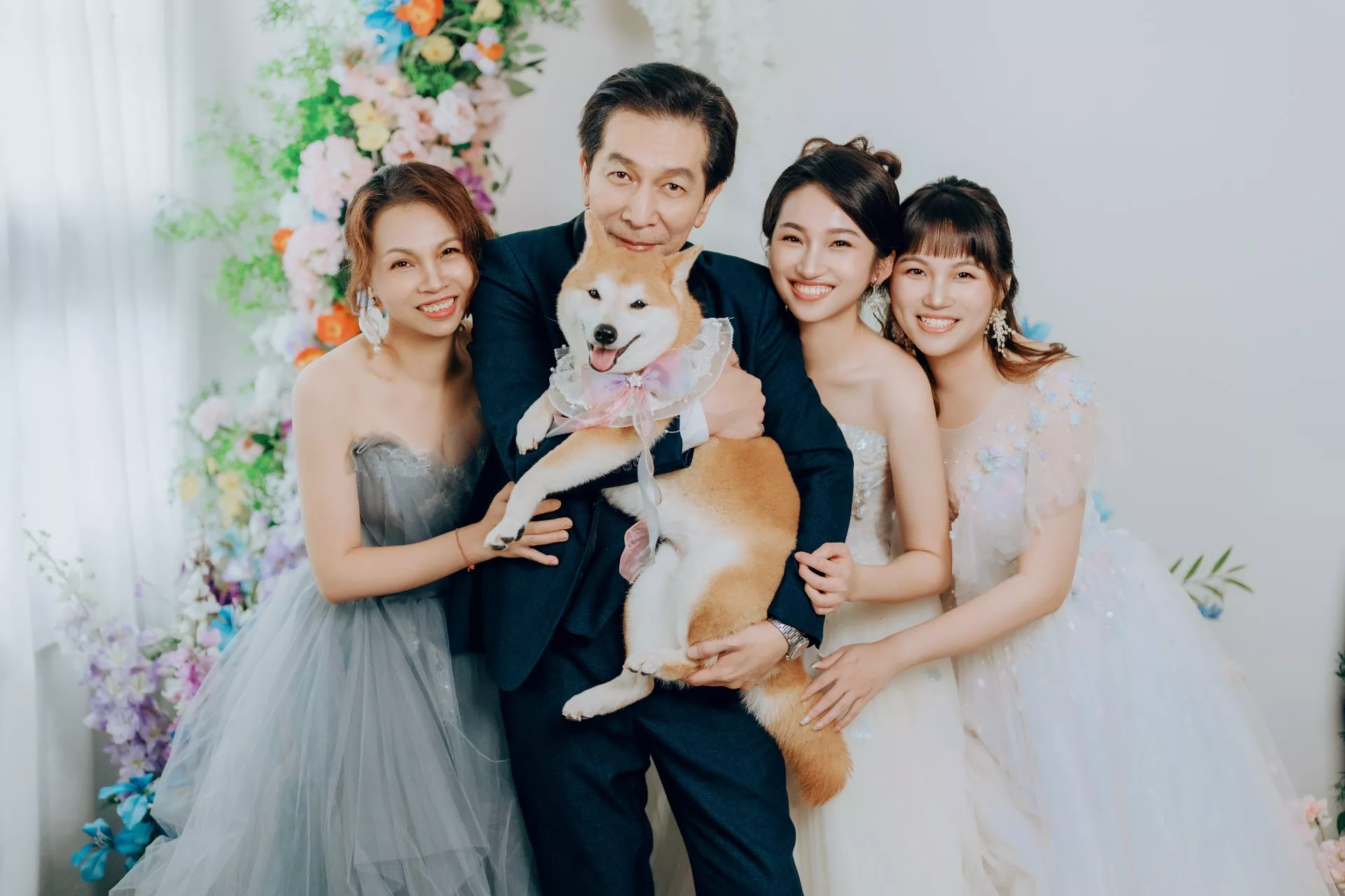 婚紗攝影照a-登記婚紗照桃園婚紗攝影照W21禮服出租婚紗包套桃園推薦婚紗店新娘秘書新秘新密閨蜜寫真照全家福照桃園韓國韓式婚紗桃園CP值高的婚紗桃園自助婚紗美式婚紗雜誌婚紗電影婚紗13-思穎-全家福攝影照(8號攝影師)