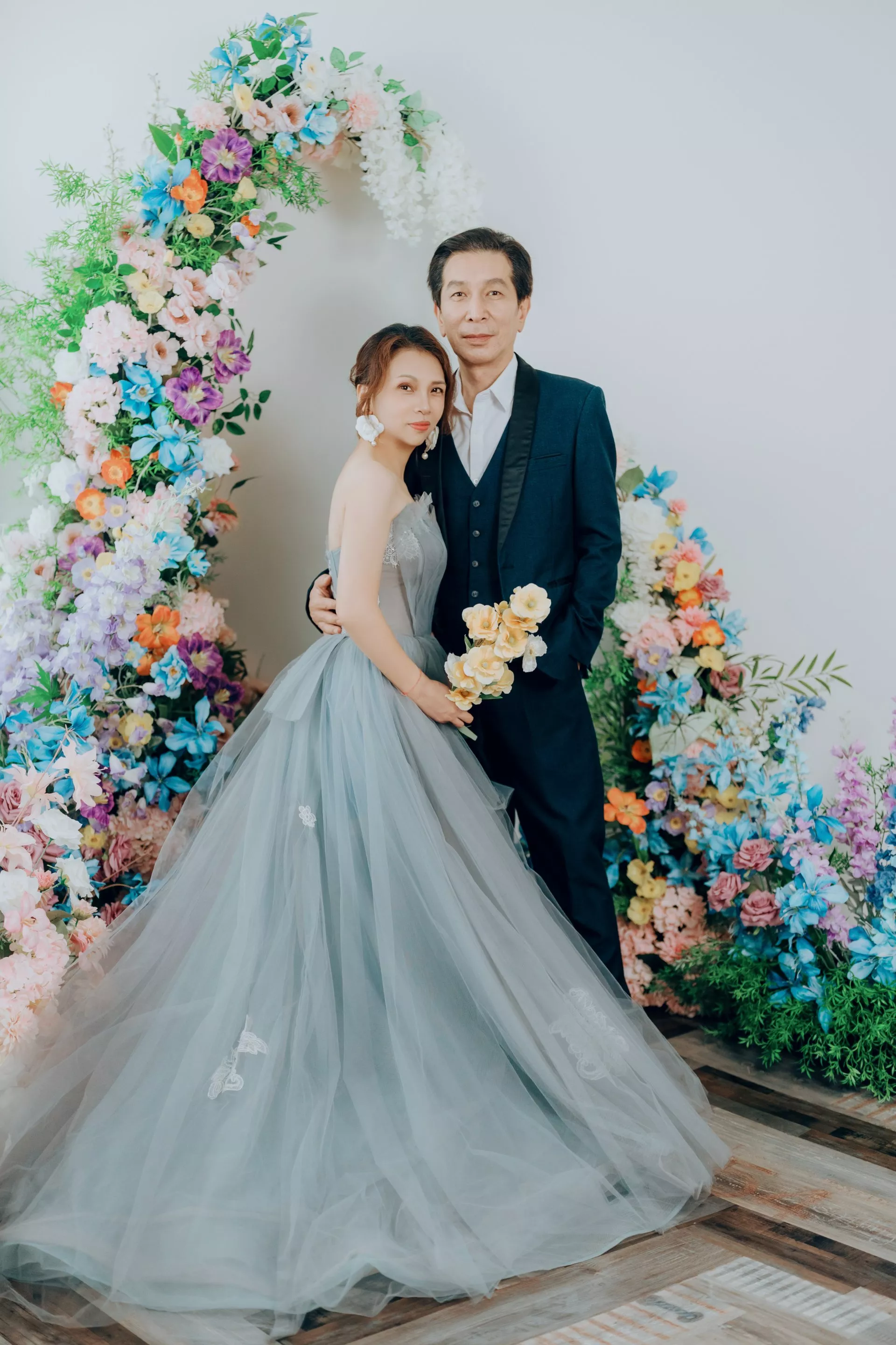 婚紗攝影照a-登記婚紗照桃園婚紗攝影照W21禮服出租婚紗包套桃園推薦婚紗店新娘秘書新秘新密閨蜜寫真照全家福照桃園韓國韓式婚紗桃園CP值高的婚紗桃園自助婚紗美式婚紗雜誌婚紗電影婚紗16-思穎-全家福攝影照(8號攝影師)